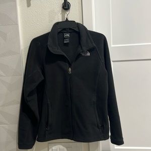 Classic black North Face Fleece